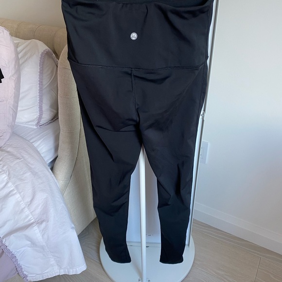 Black leggings - Picture 1 of 2